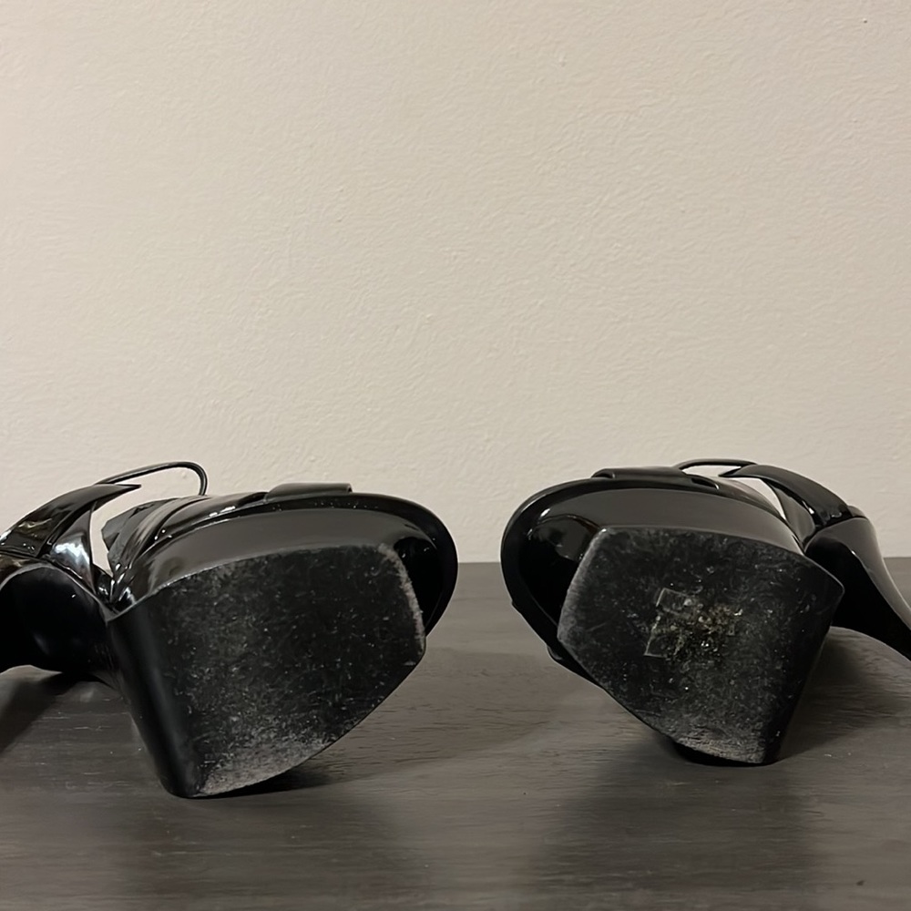 Saint Laurent Tribute Patent Platform Sandals - Picture 9 of 11